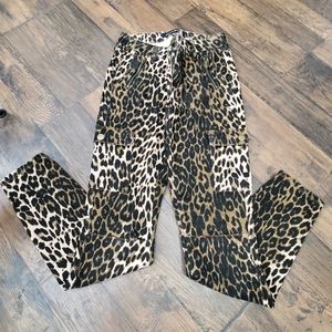 Women's leapord jeans
